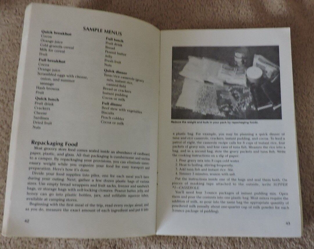 Merit Badge Series "Camping" Pamphlet 1988 Printing