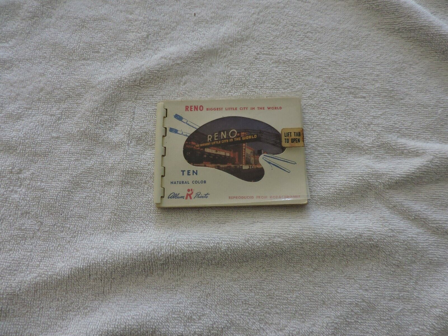 Reno Nevada (biggest little city in the world) Smal Souvenir Photo Booklet