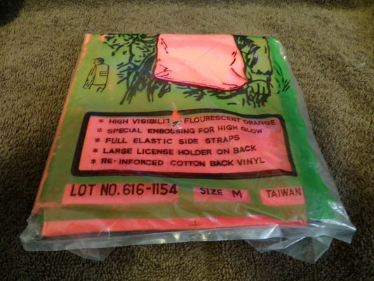HUNTERS SAFETY VEST Lightweight Size Medium Flourescent Orange-License Holder