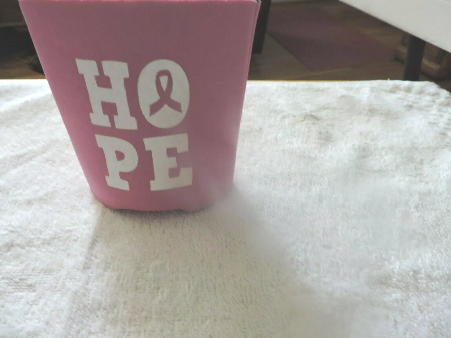 BREAST CANCER "HOPE" KOOZIE ( DRINK HUGGIE) NEW