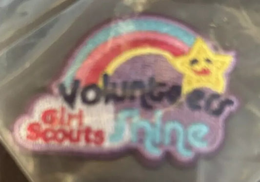 Official Girl Scouts: Girl Scout Iron On Fun Patch: Volunteers Shine