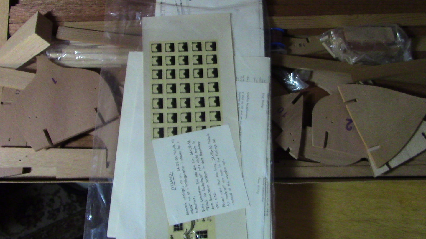 Wooden Model Frigate/Sailboat Kit: The Denmark "Fregatten Jyyland" 1961 Version